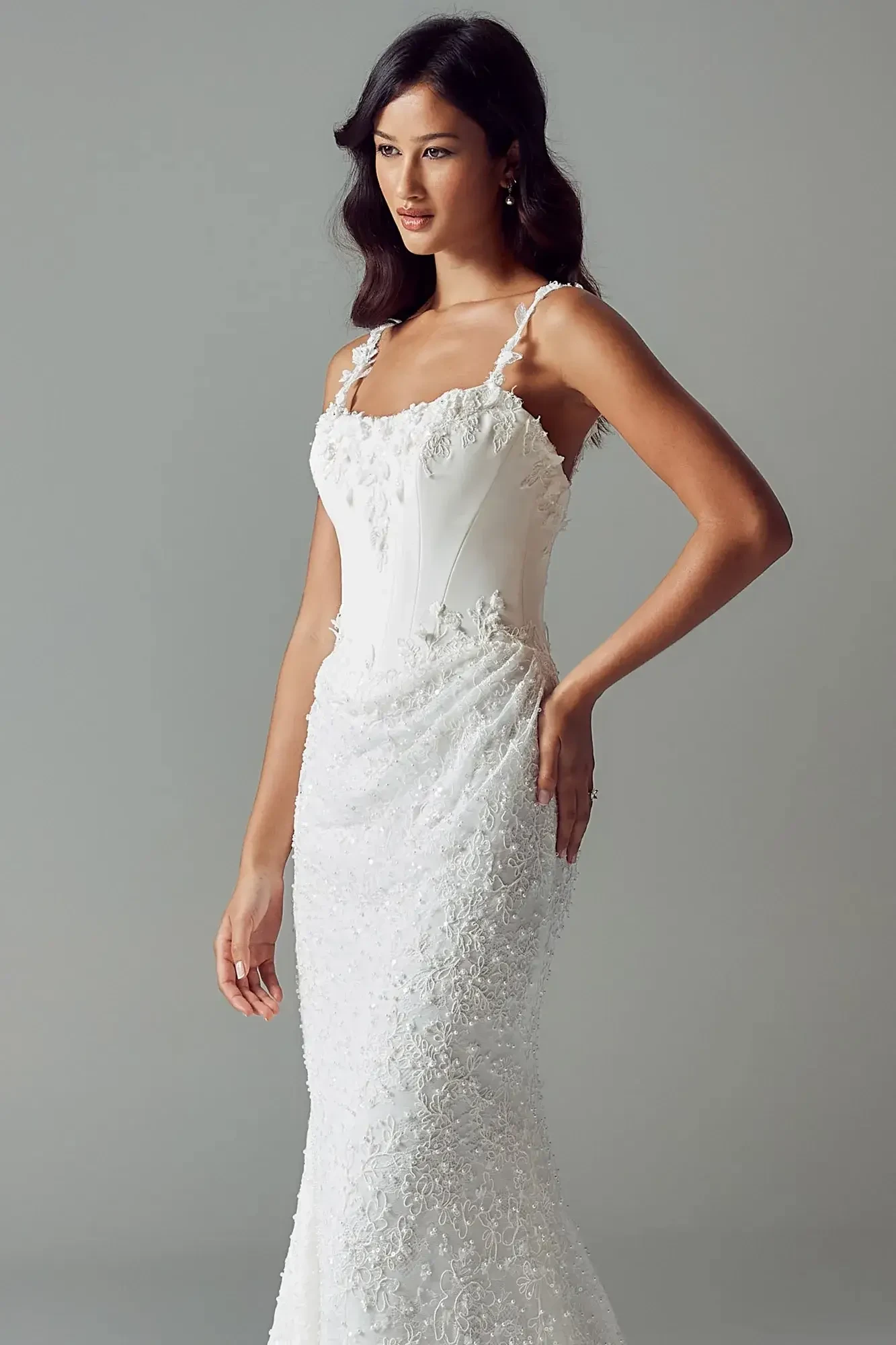 Visit How to Find a Designer Wedding Dress in LA Without the Designer Price Tag details page
