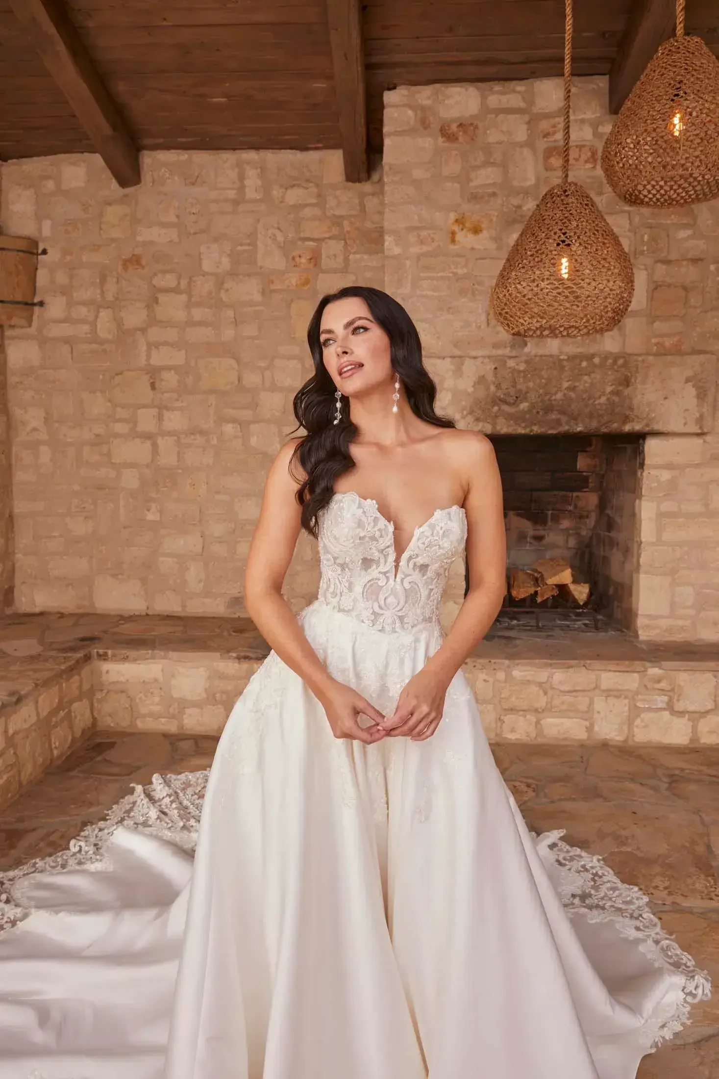 Visit Ready to Wear Wedding Dresses in Los Angeles: What It Means and How to Shop Them details page