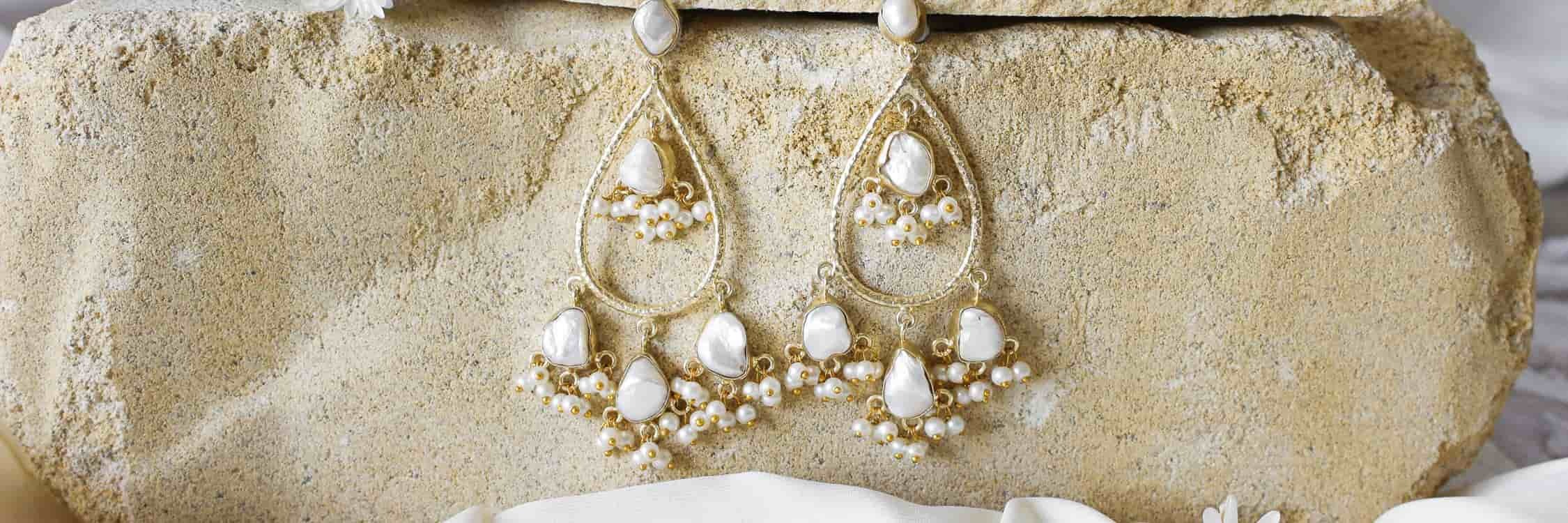 Luv Bridal Los Angeles collections accessories